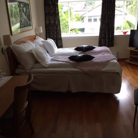 Oren Hotel Høyanger Esterno foto